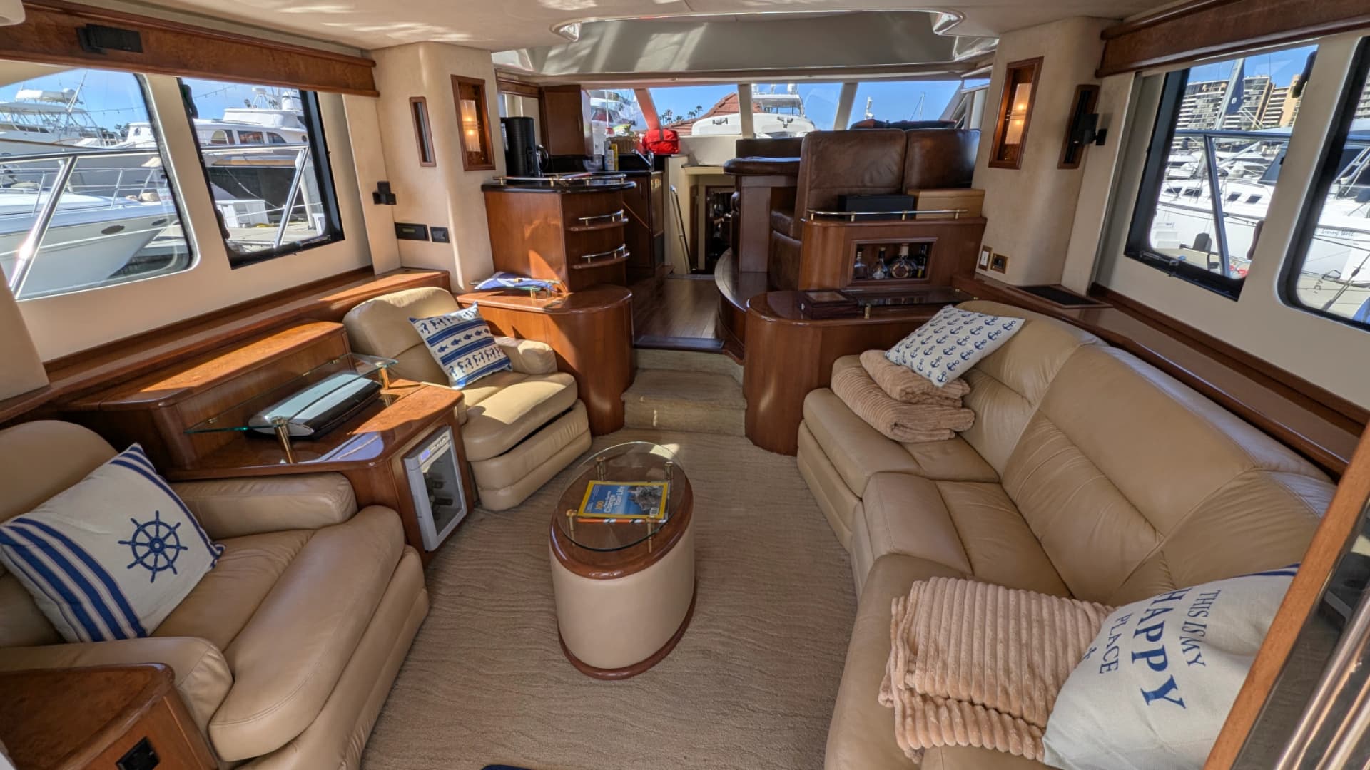 2010 Ovation Flybridge