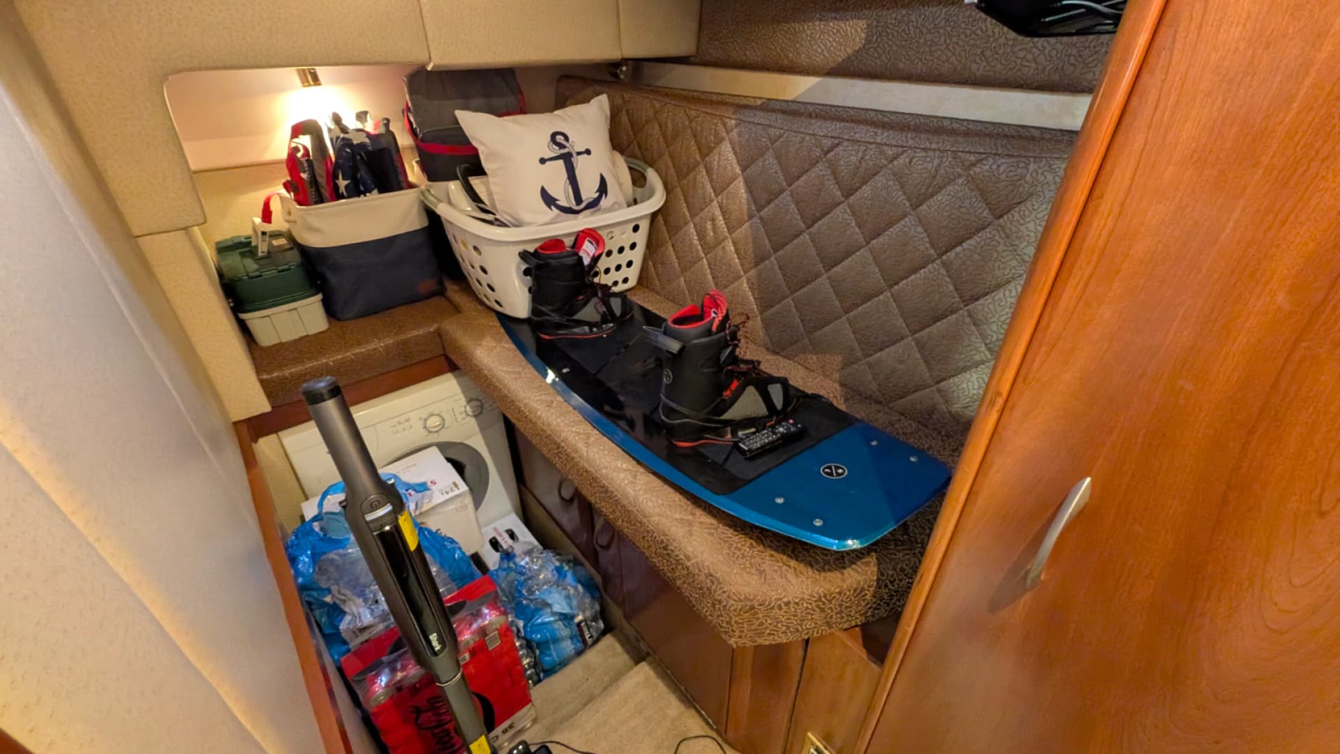 2010 Ovation Flybridge