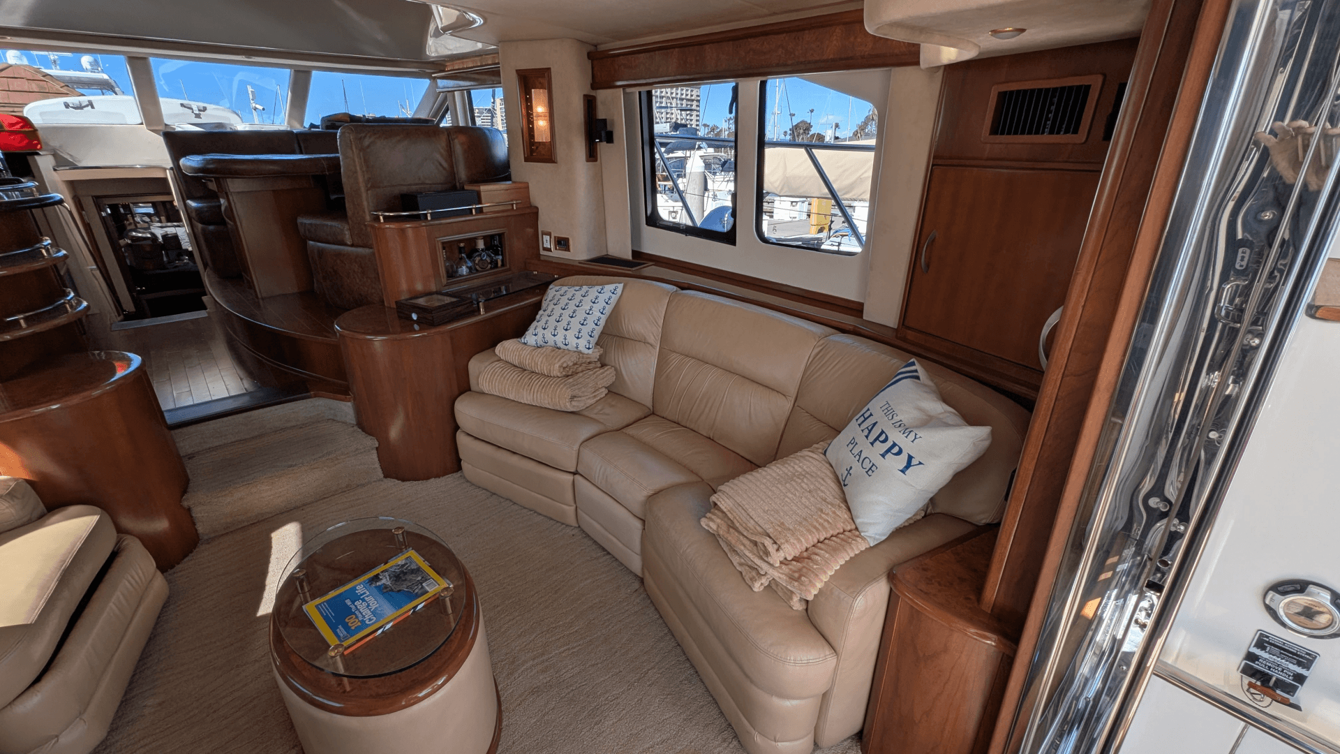 2010 Ovation Flybridge