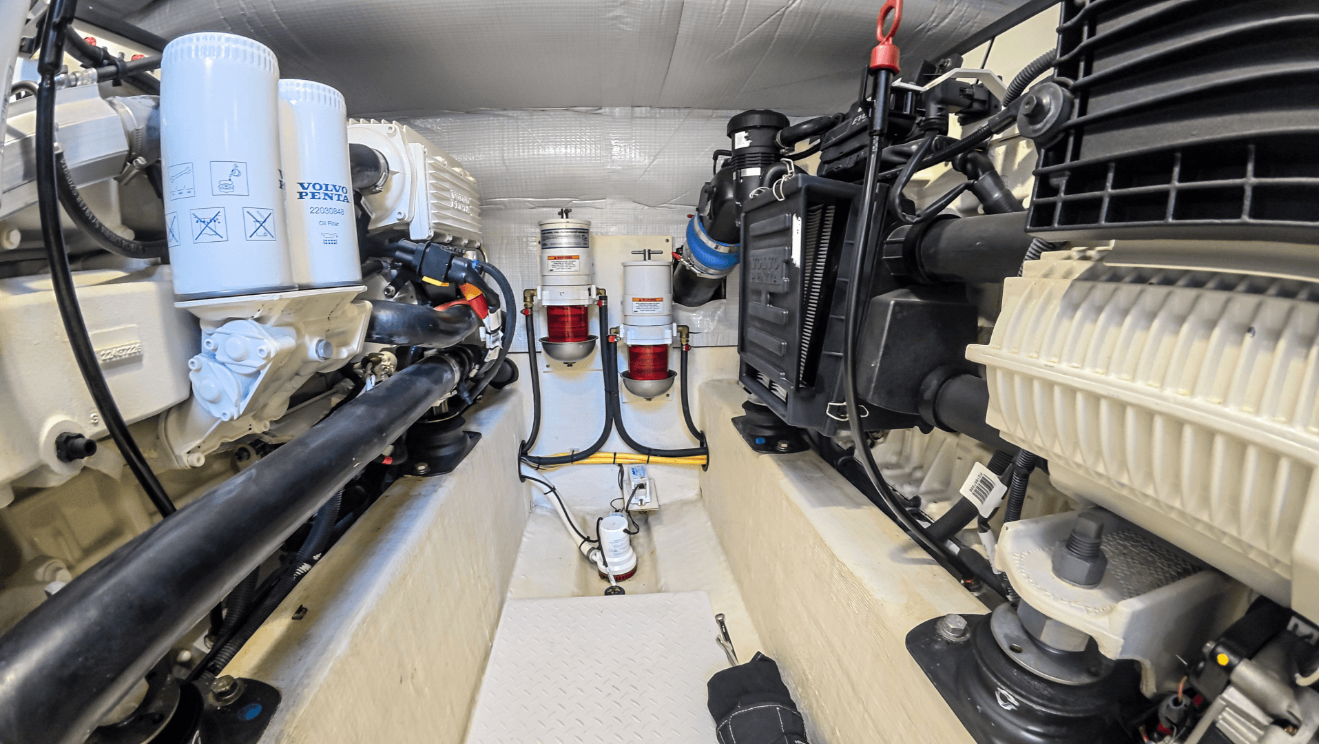2019 Sabre 42 Salon Express