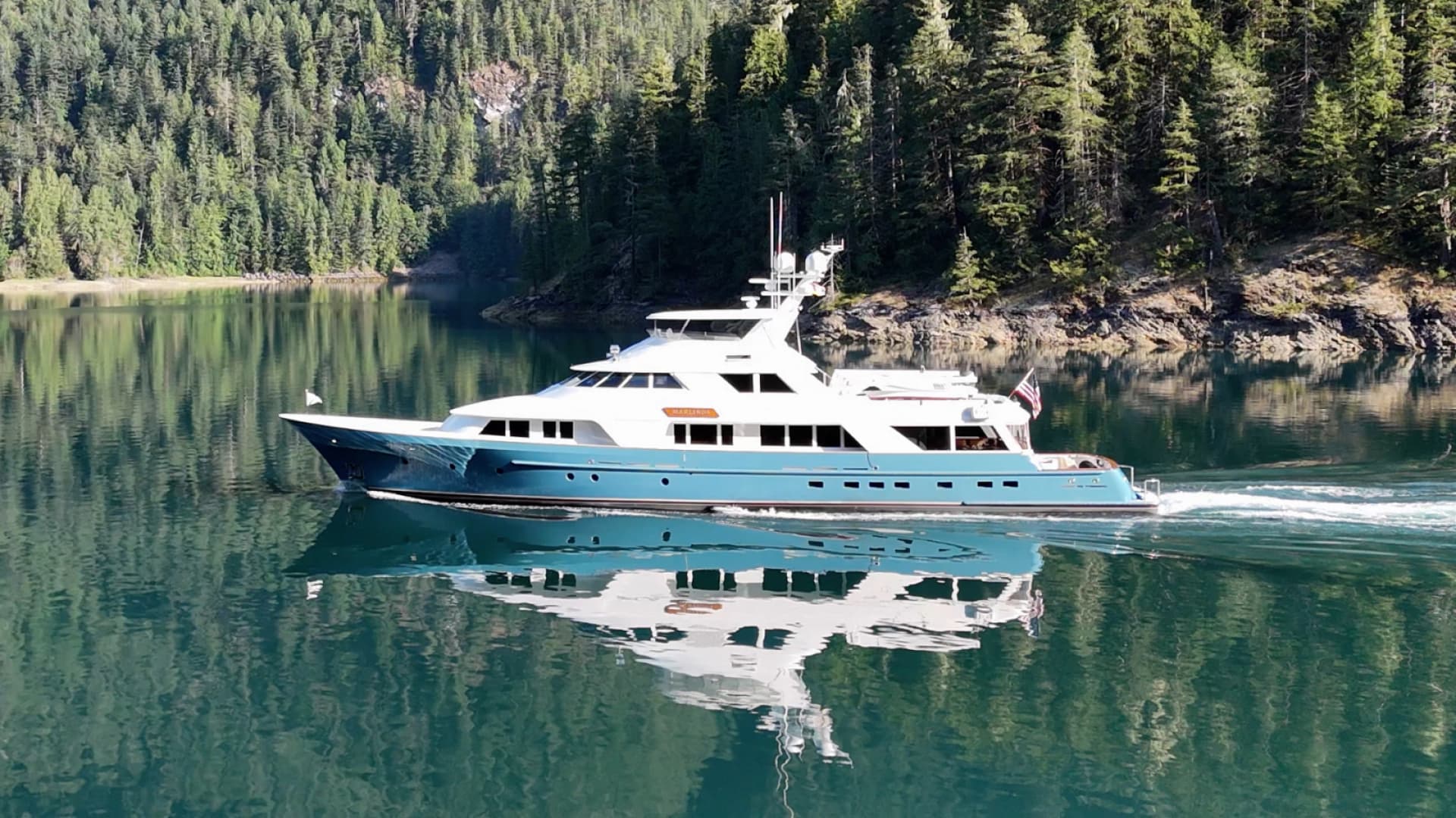 1989 Delta Marine Flybridge Motoryacht