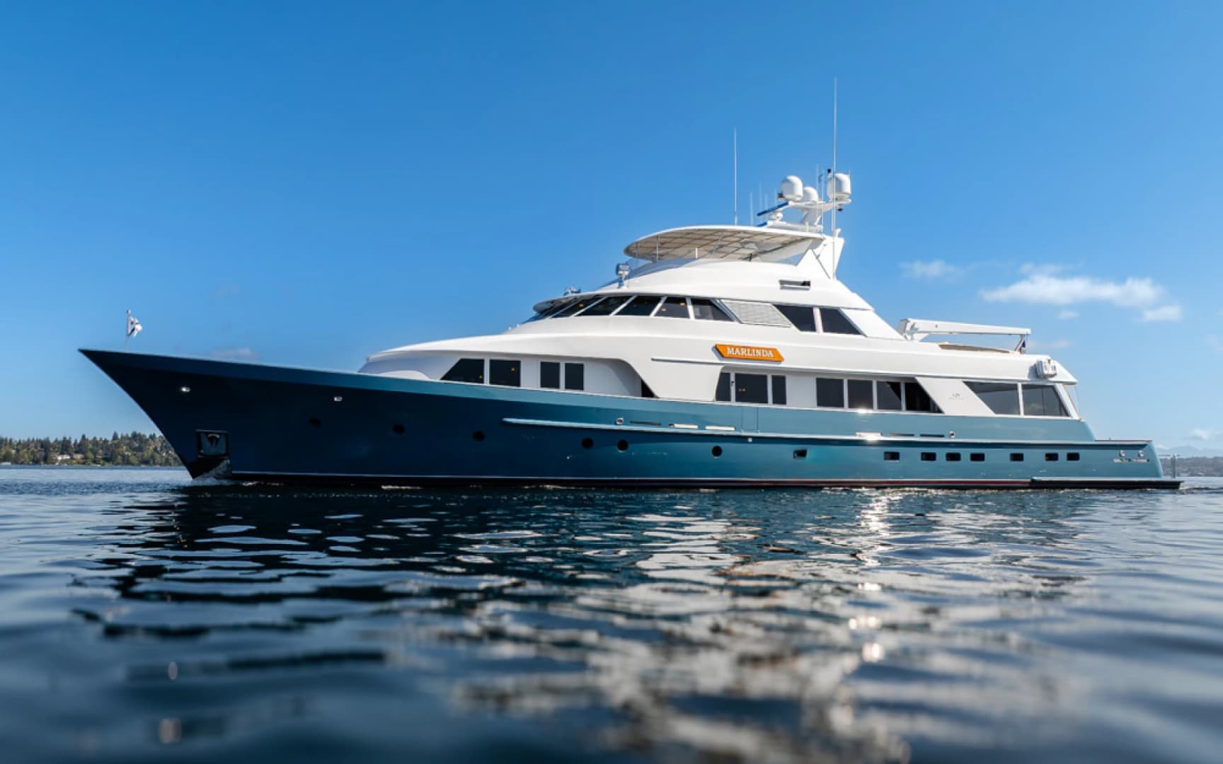 1989 Delta Marine Flybridge Motoryacht