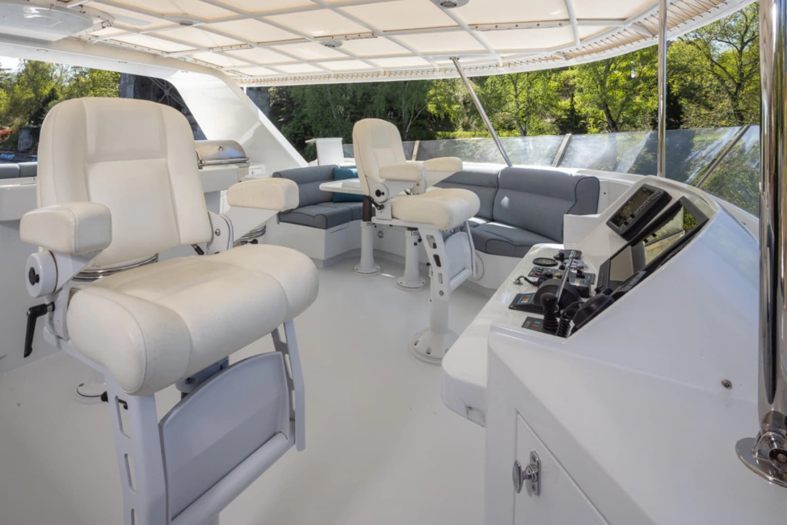 1989 Delta Marine Flybridge Motoryacht