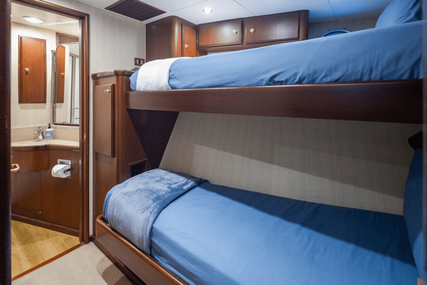 1989 Delta Marine Flybridge Motoryacht