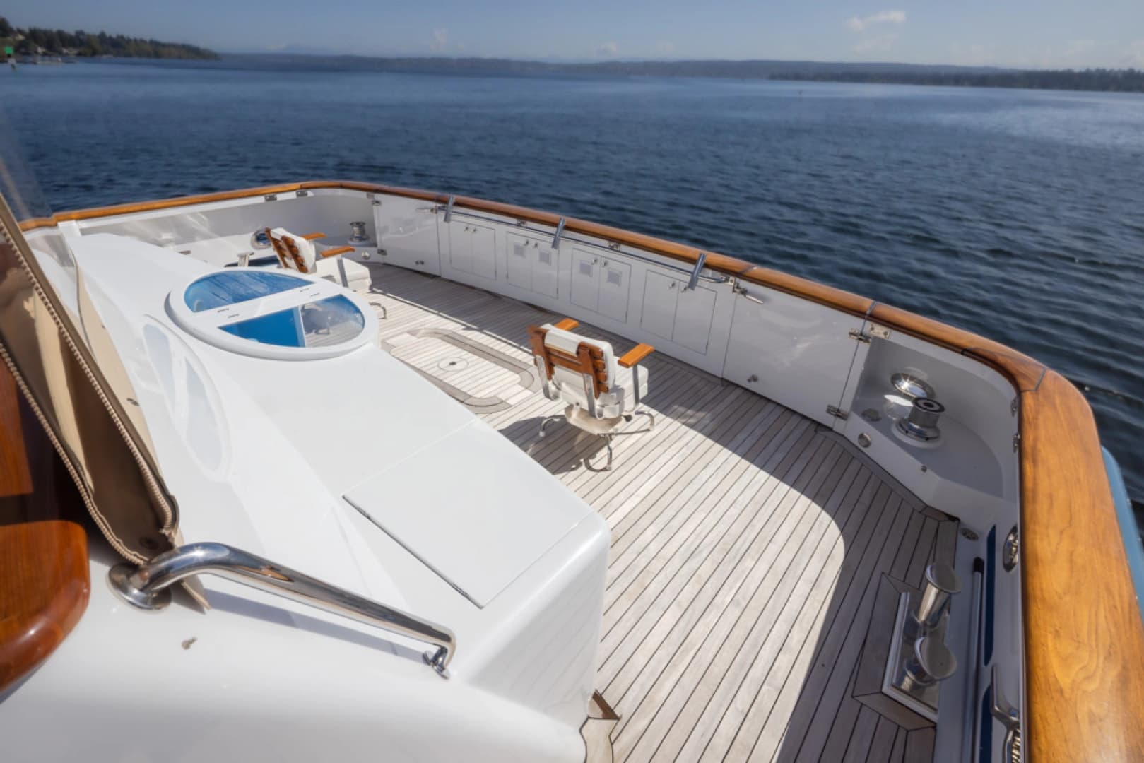 1989 Delta Marine Flybridge Motoryacht