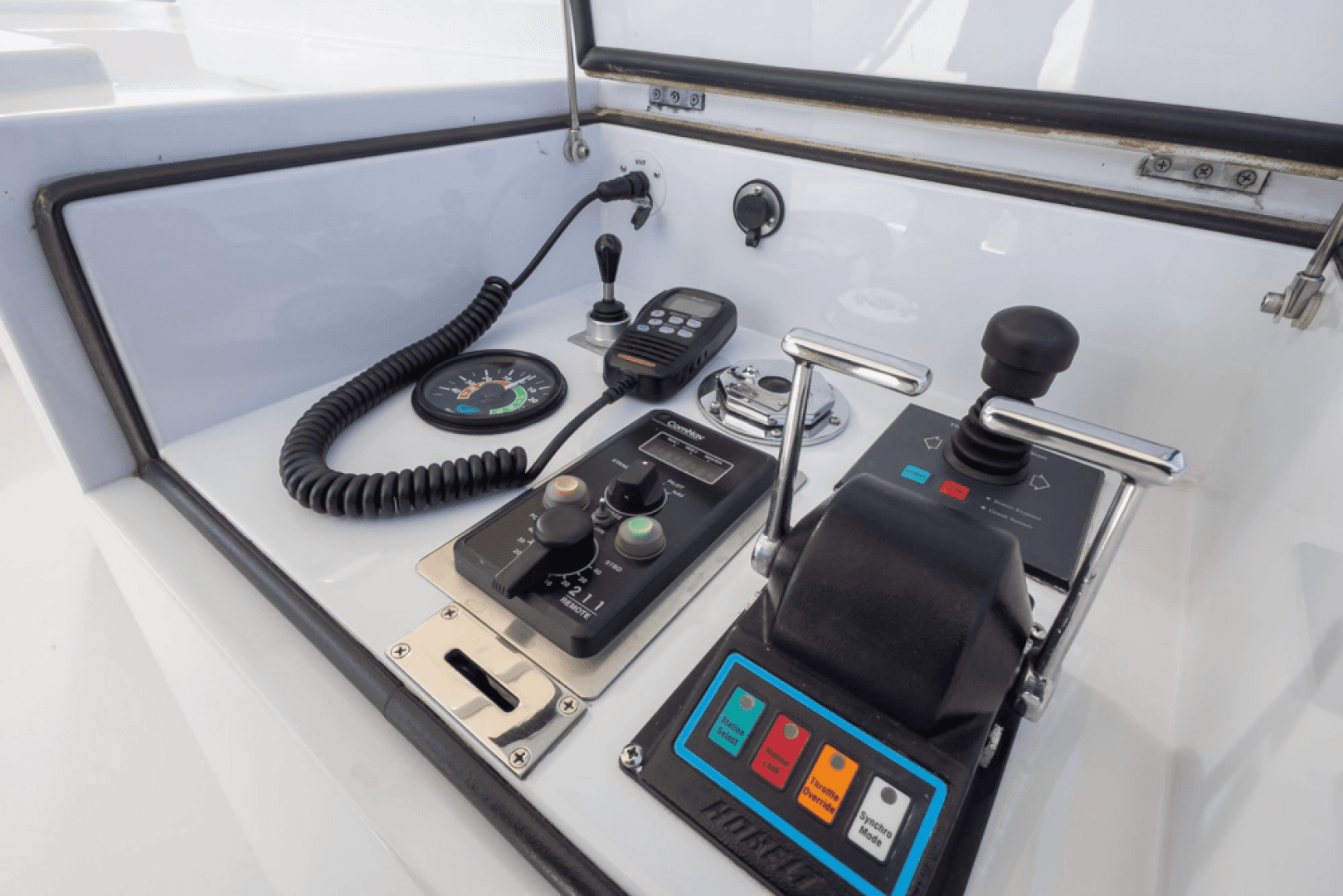 1989 Delta Marine Flybridge Motoryacht