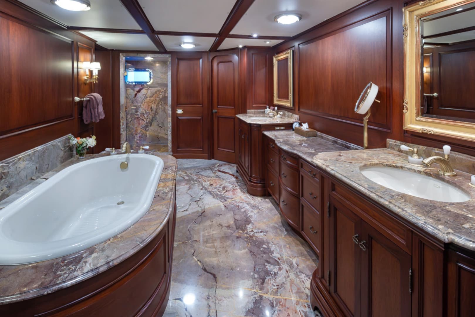 1989 Delta Marine Flybridge Motoryacht