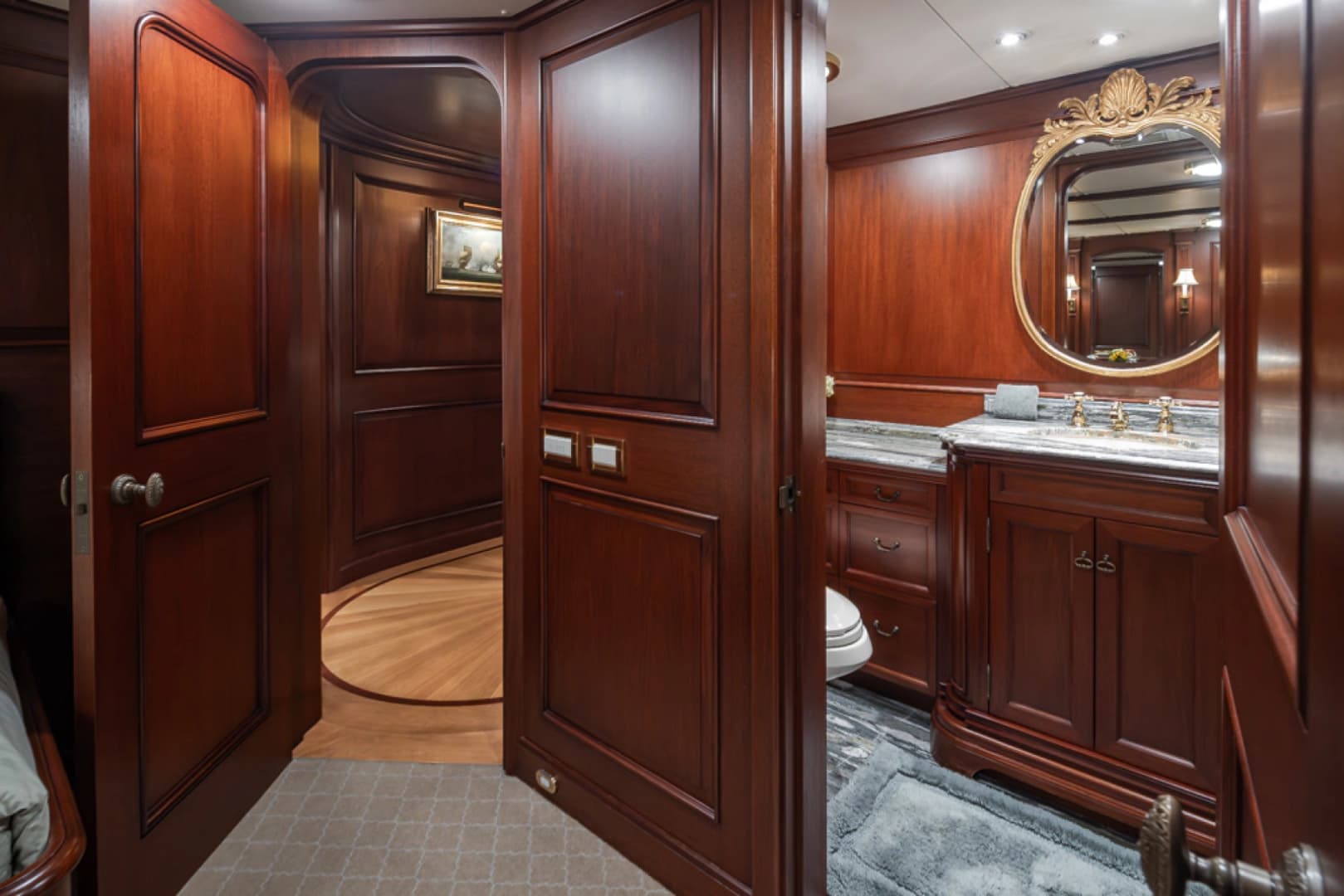 1989 Delta Marine Flybridge Motoryacht