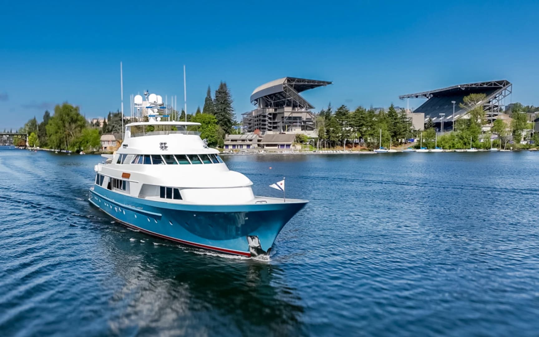 1989 Delta Marine Flybridge Motoryacht