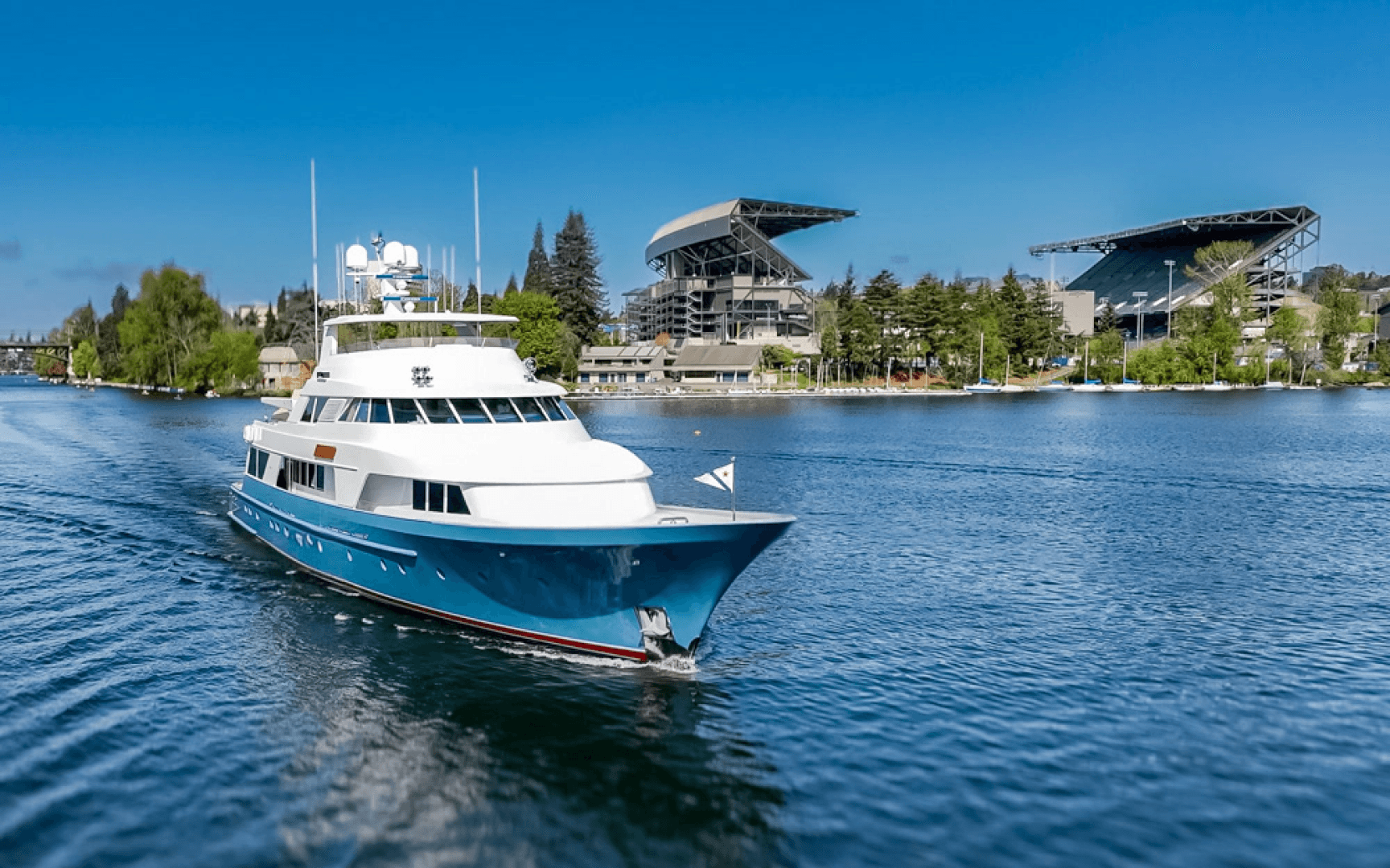 1989 Delta Marine Flybridge Motoryacht