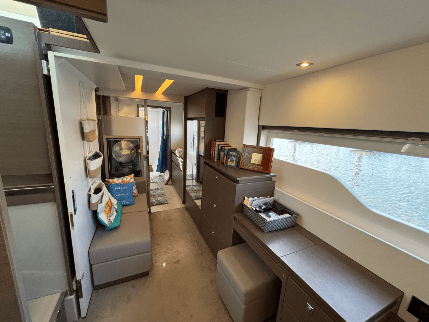 2023 Leopard 53 Powercat