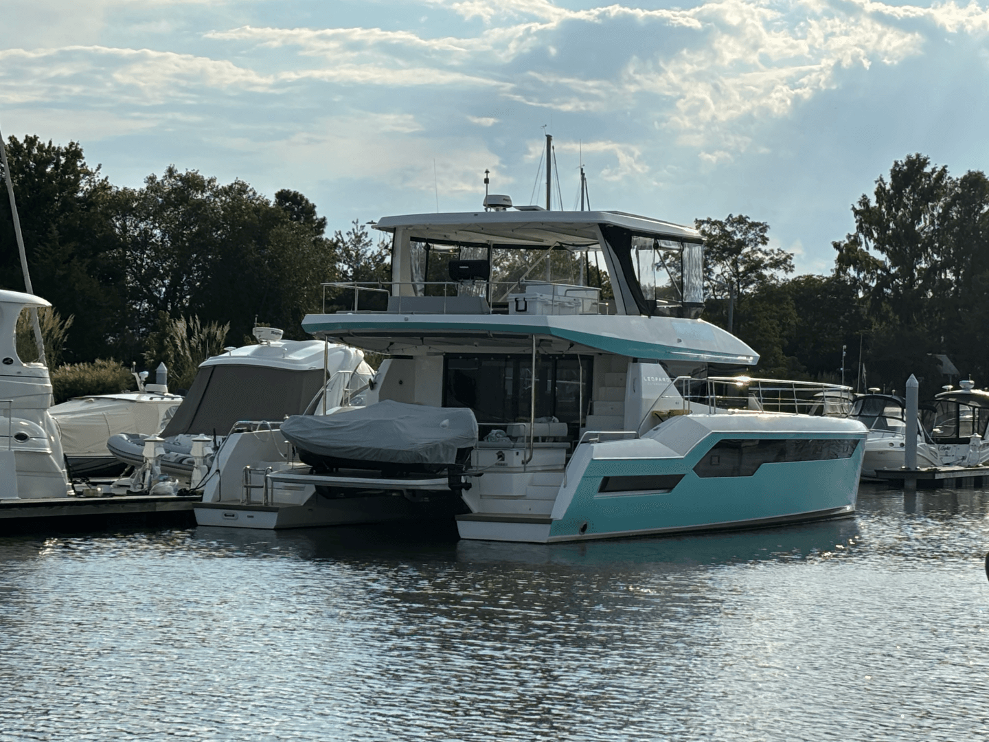 2023 Leopard 53 Powercat