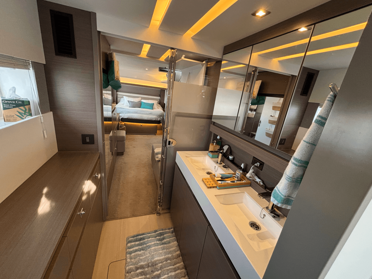 2023 Leopard 53 Powercat