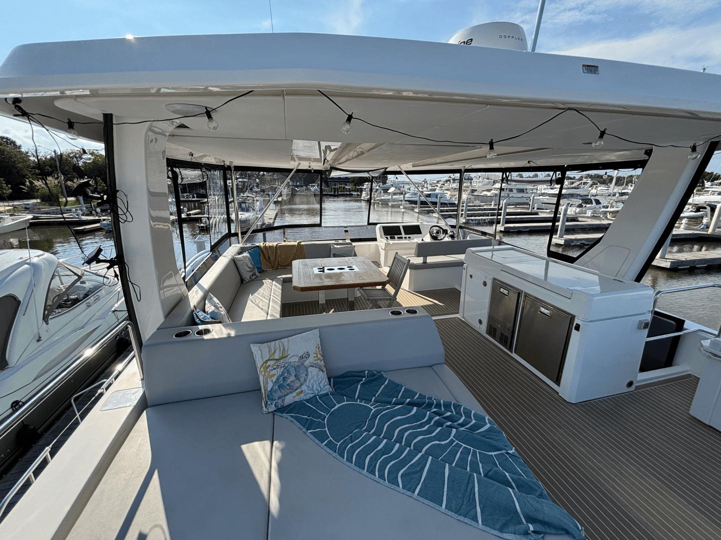 2023 Leopard 53 Powercat