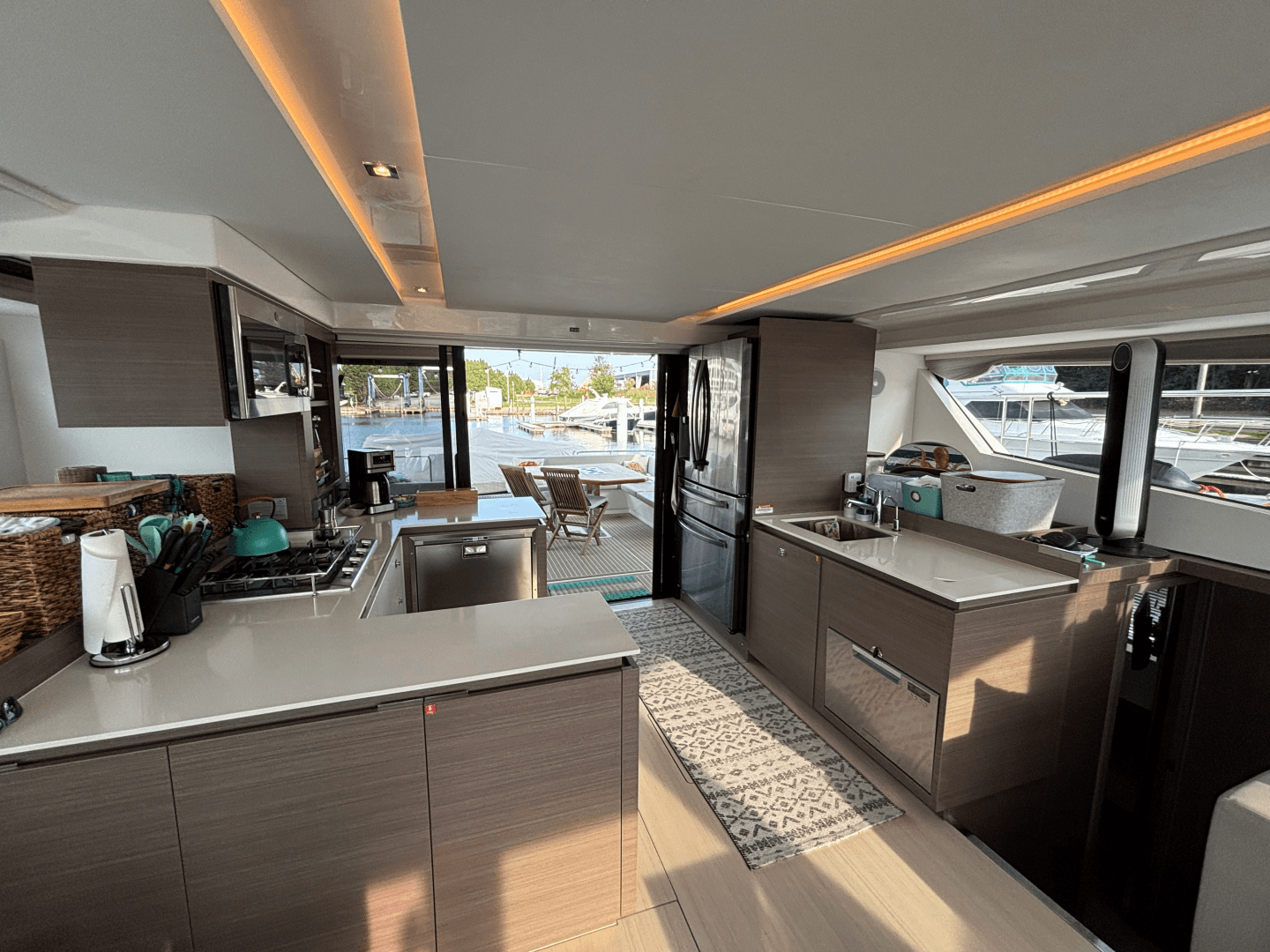 2023 Leopard 53 Powercat