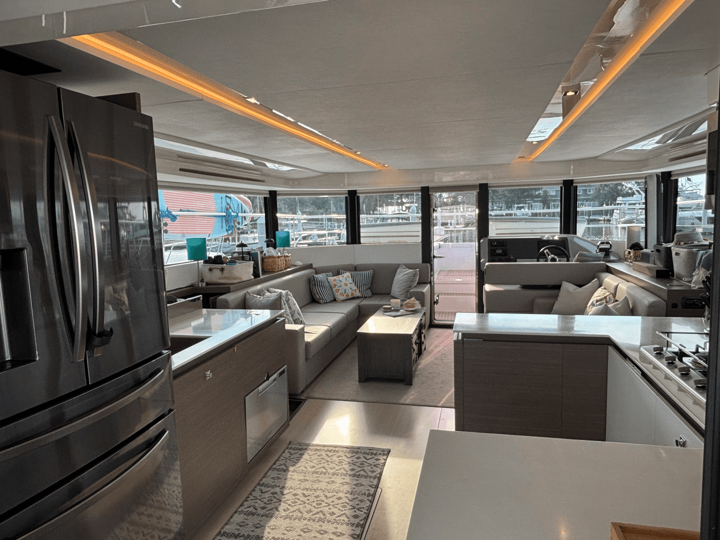 2023 Leopard 53 Powercat