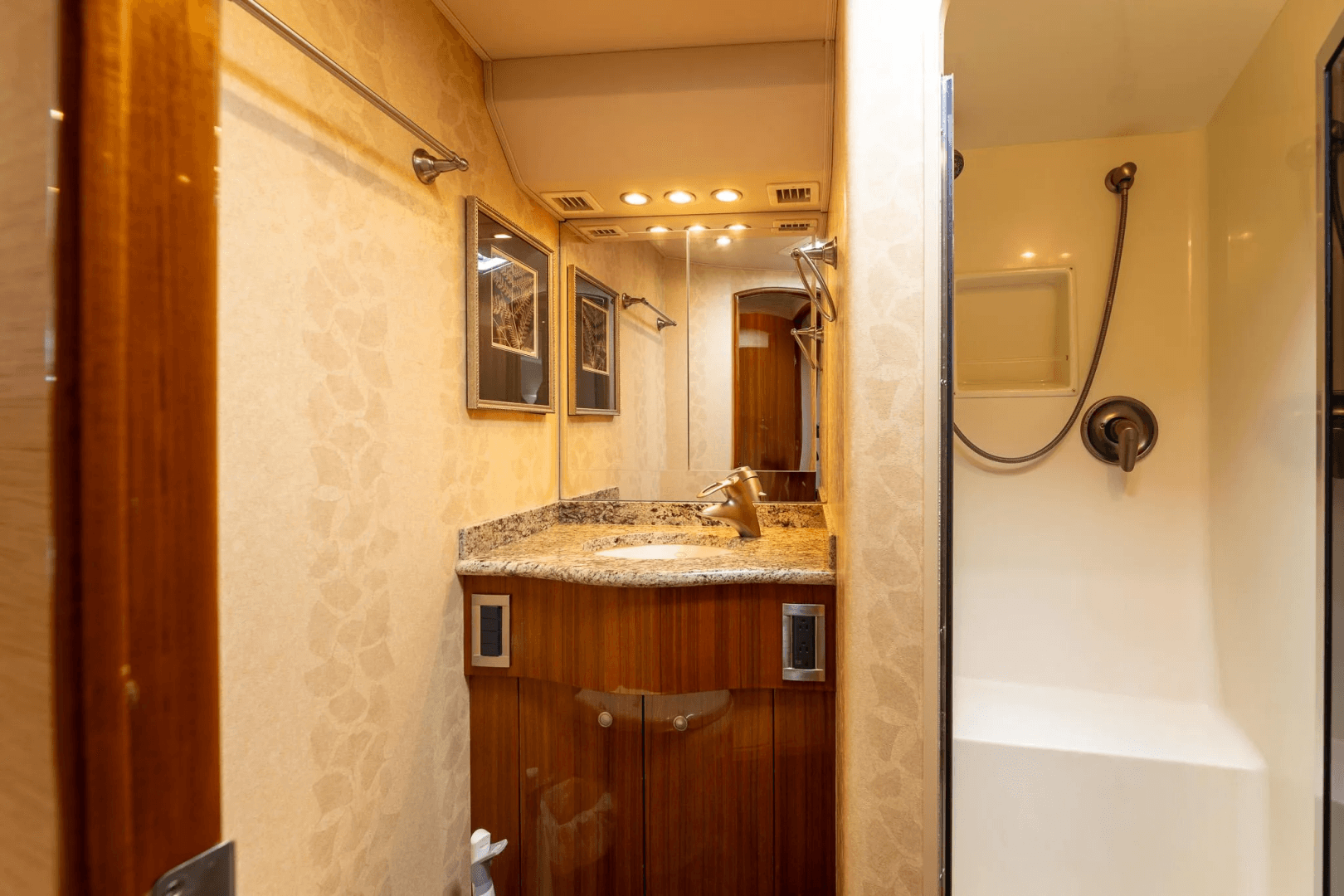 2008 Viking 54 Sport Fisher