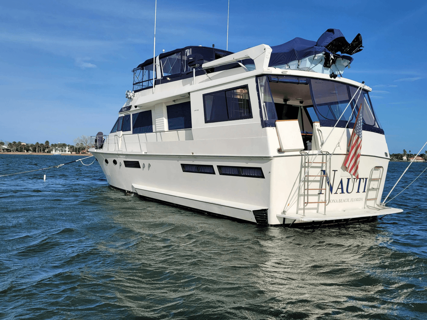 1990 Viking 63 Motor Yacht