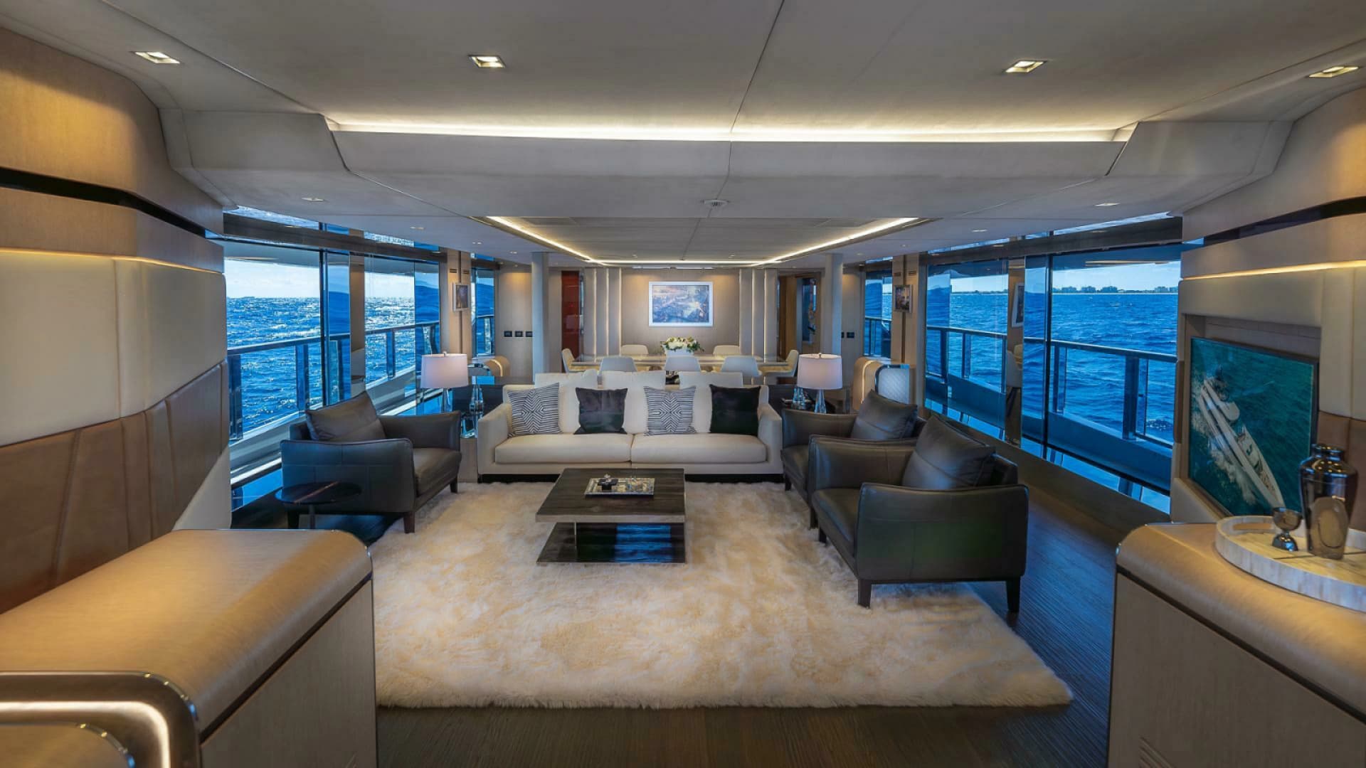 2017 Mangusta Oceano 42