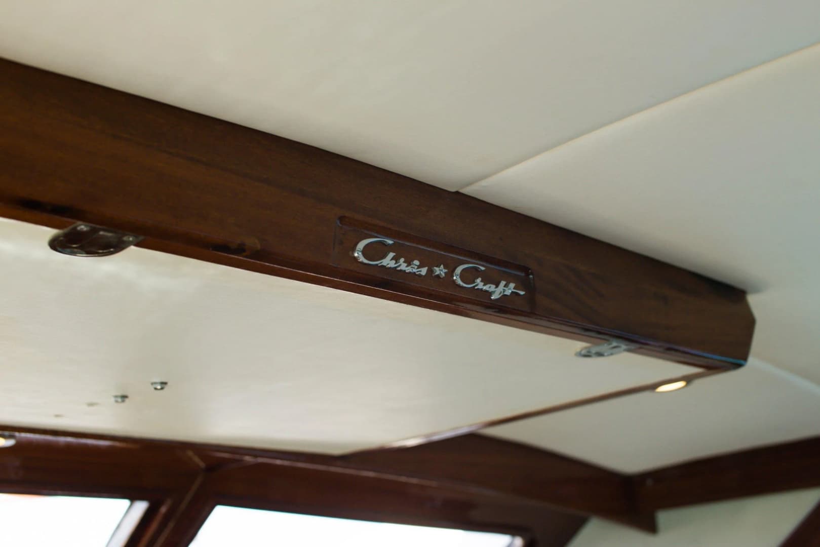 1966 Chris-Craft 57 Constellation