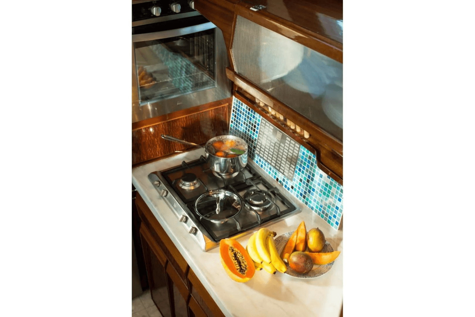 1966 Chris-Craft 57 Constellation