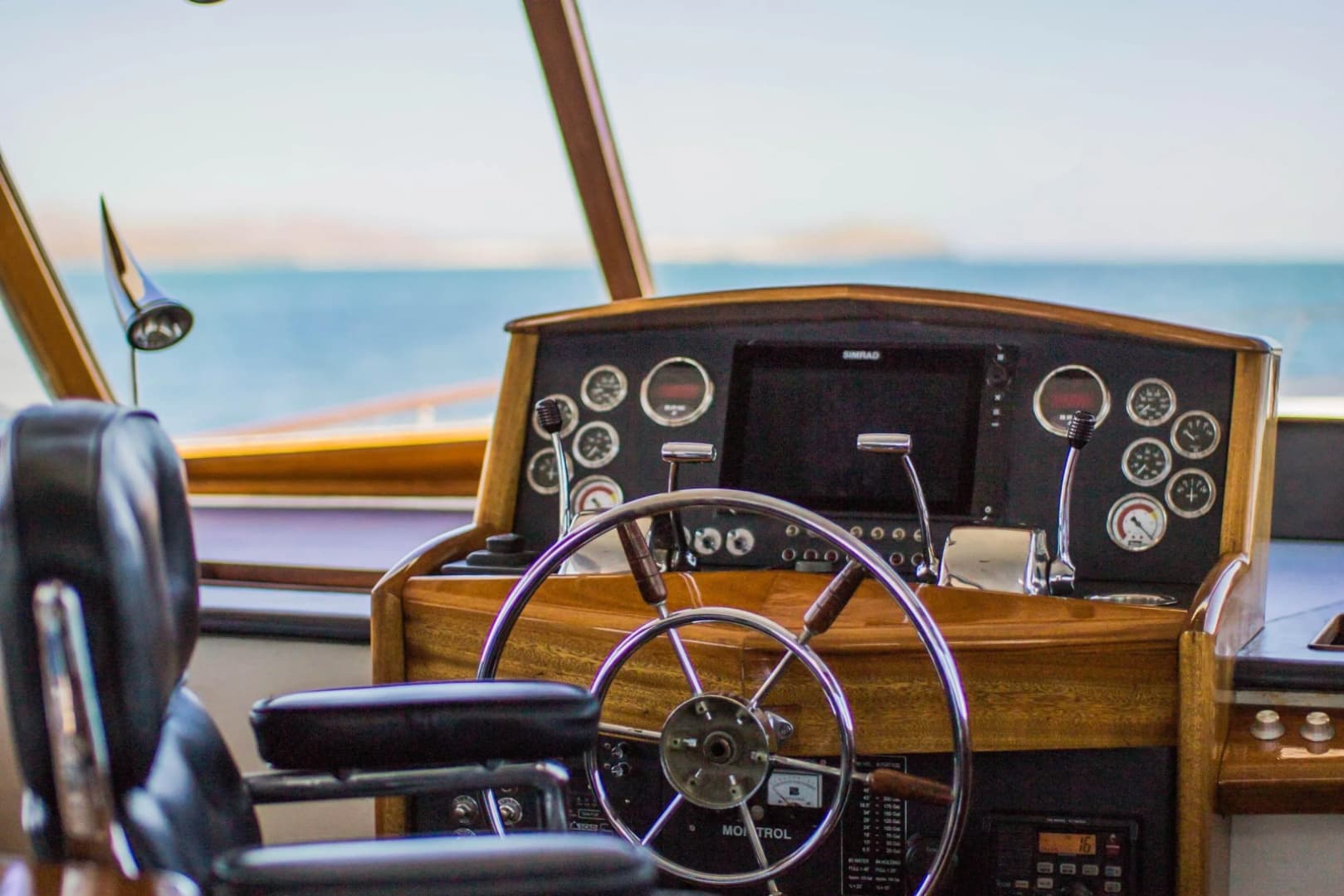 1966 Chris-Craft 57 Constellation