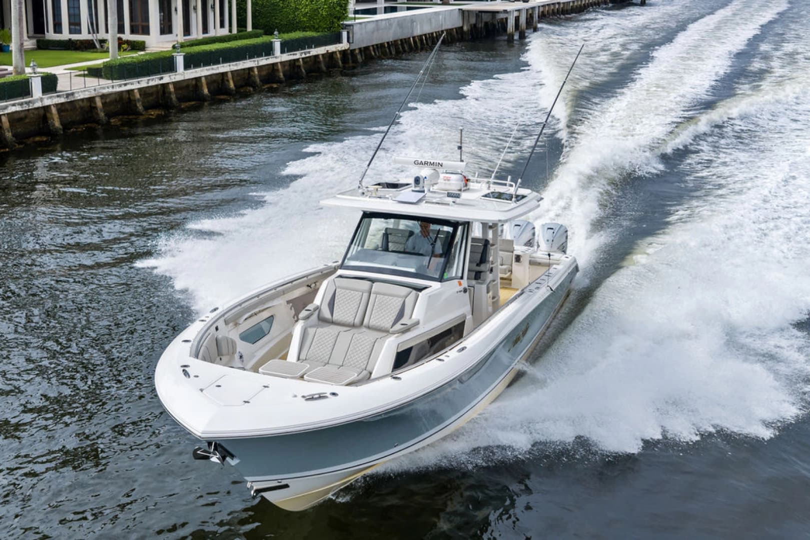 2022 Pursuit S 428 Sport