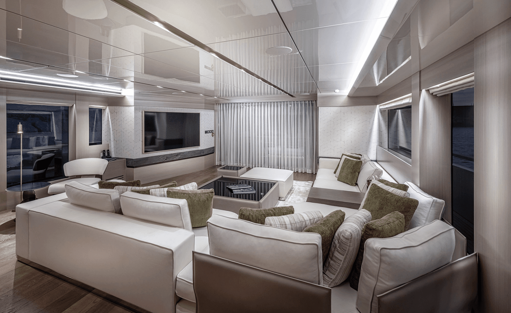 2027 Numarine 32XP