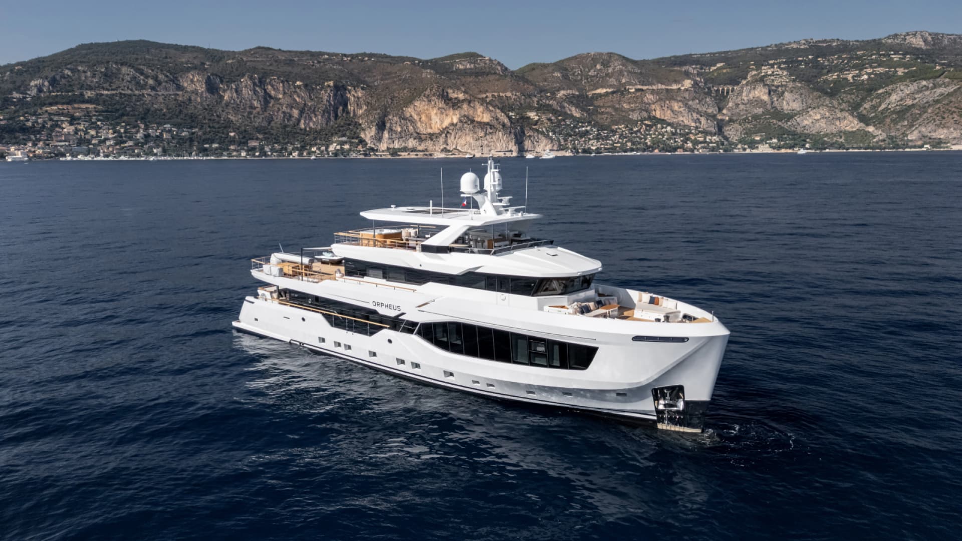 2027 Numarine 37XP