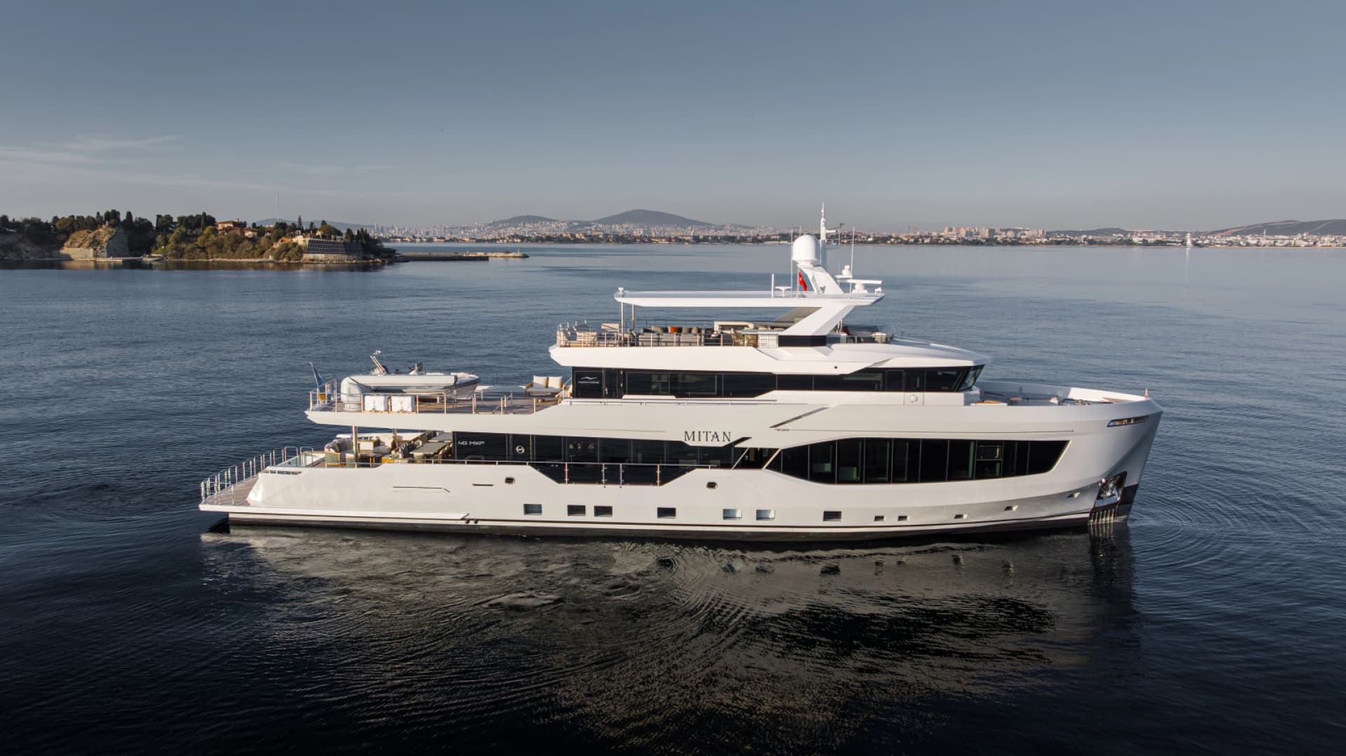 2027 Numarine 40MXP