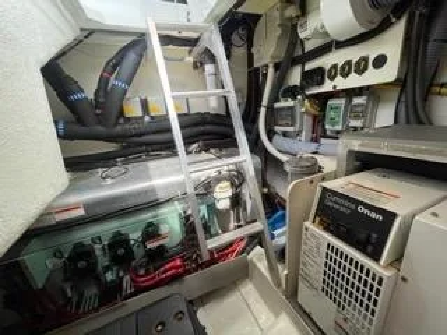2014 Beneteau Gran Turismo 49