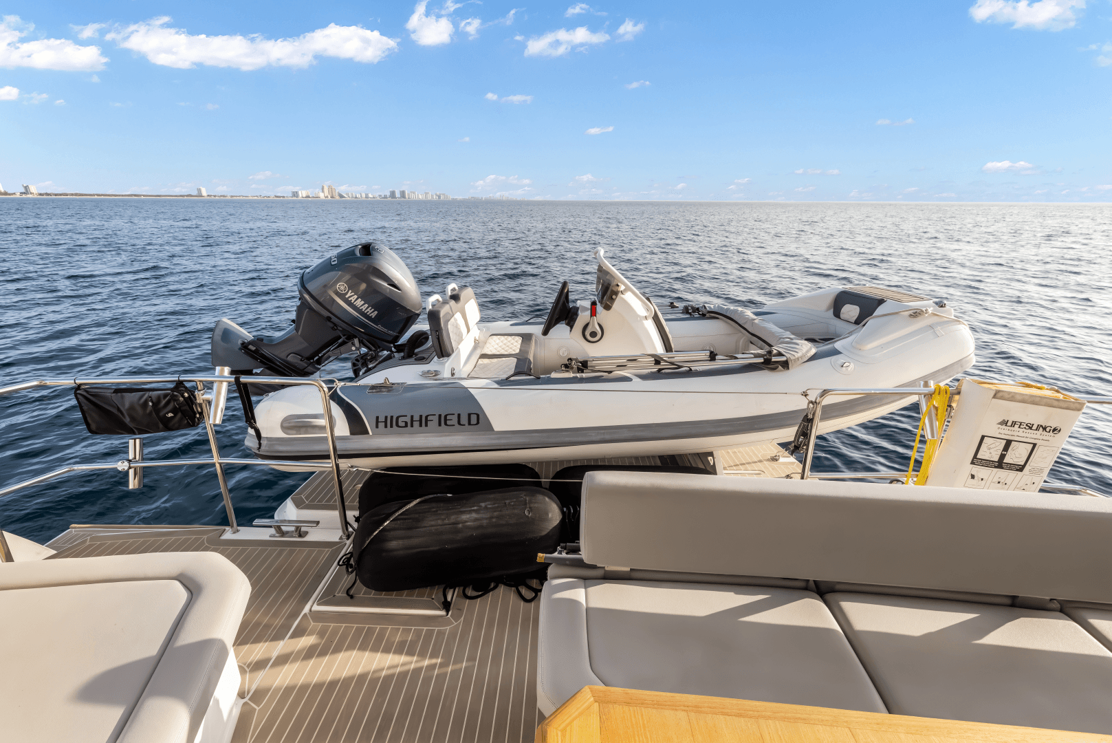 2021 Leopard 53 Powercat