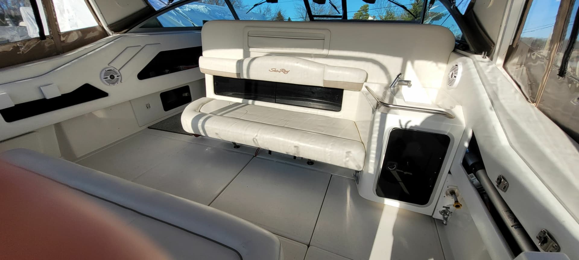 1991 Sea Ray 350 Sundancer 35