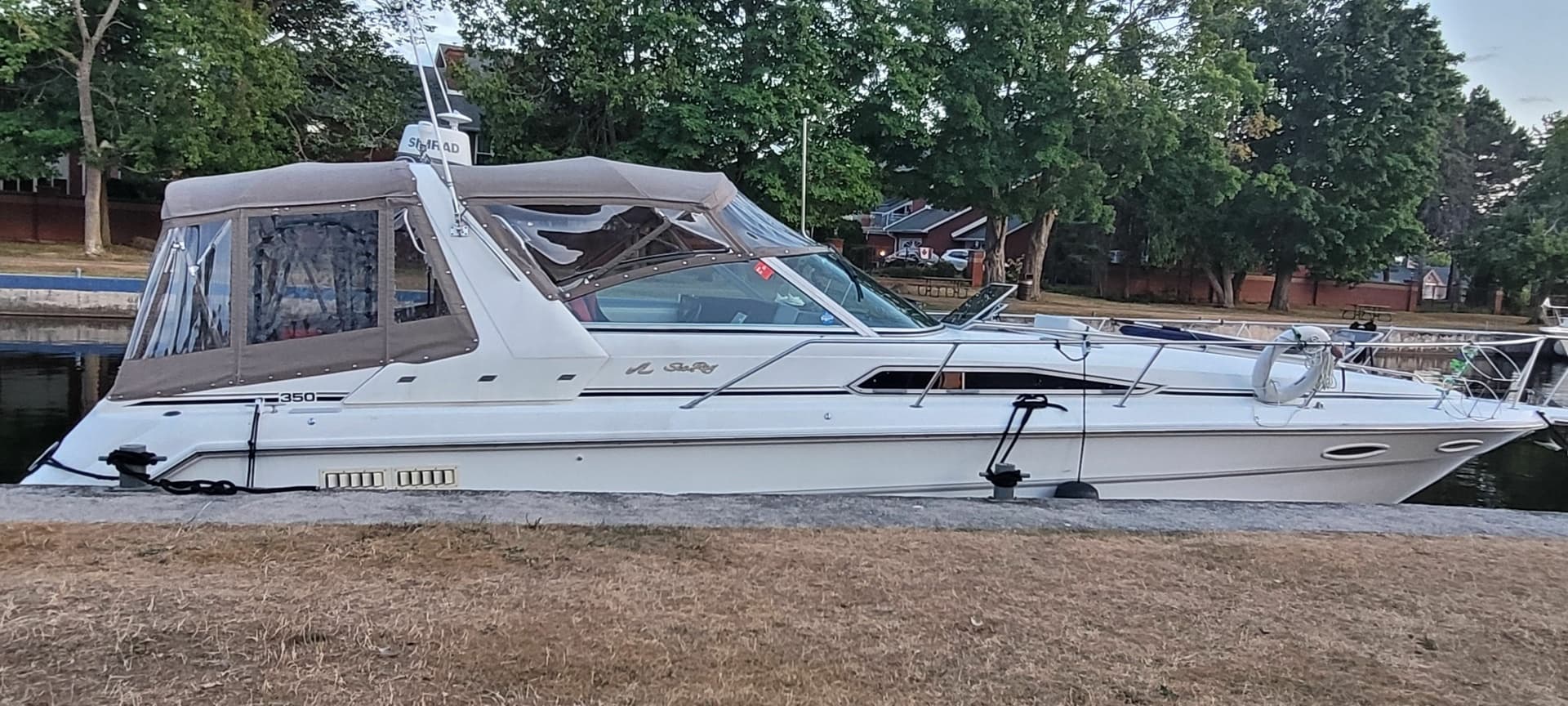 1991 Sea Ray 350 Sundancer 35