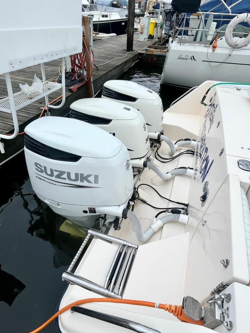 2005 Grady-White 360 Express 36