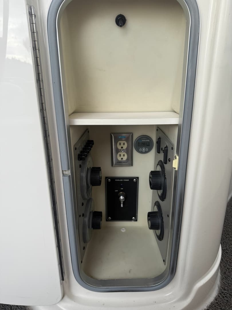 1998 Maxum 4100 SCR 41