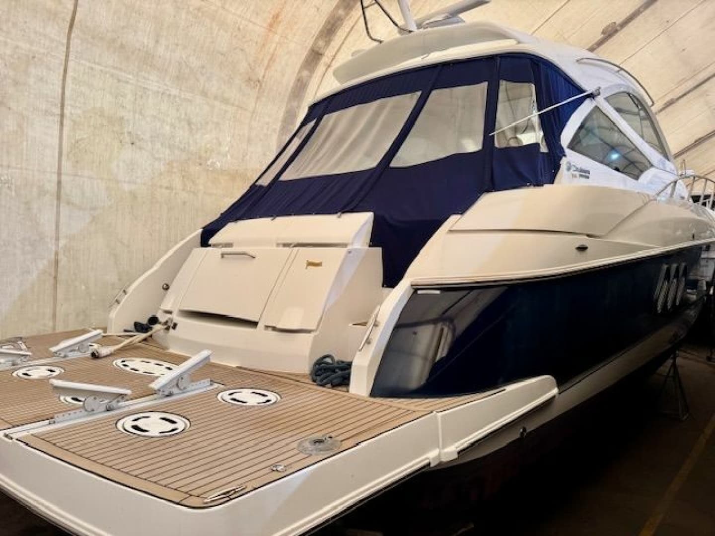 2013 Cruisers Yachts 540 Sports Coupe 54
