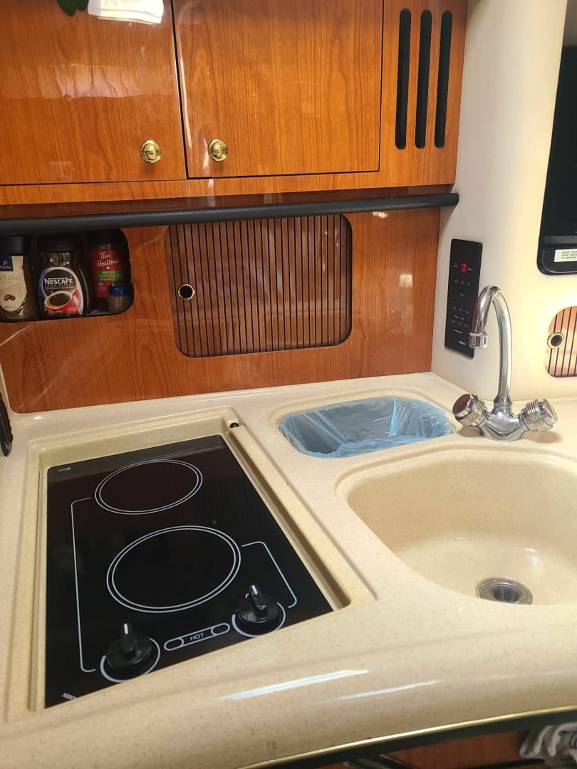 2001 Sea Ray 340 Sundancer 34