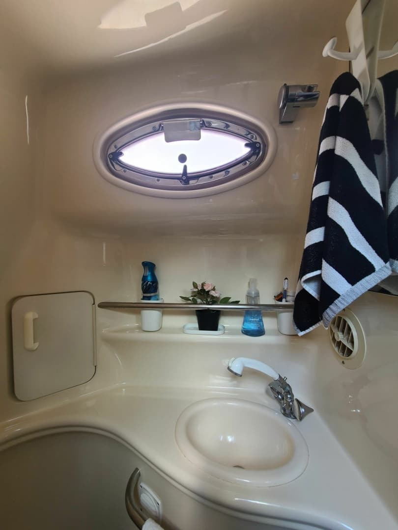 2001 Sea Ray 340 Sundancer 34