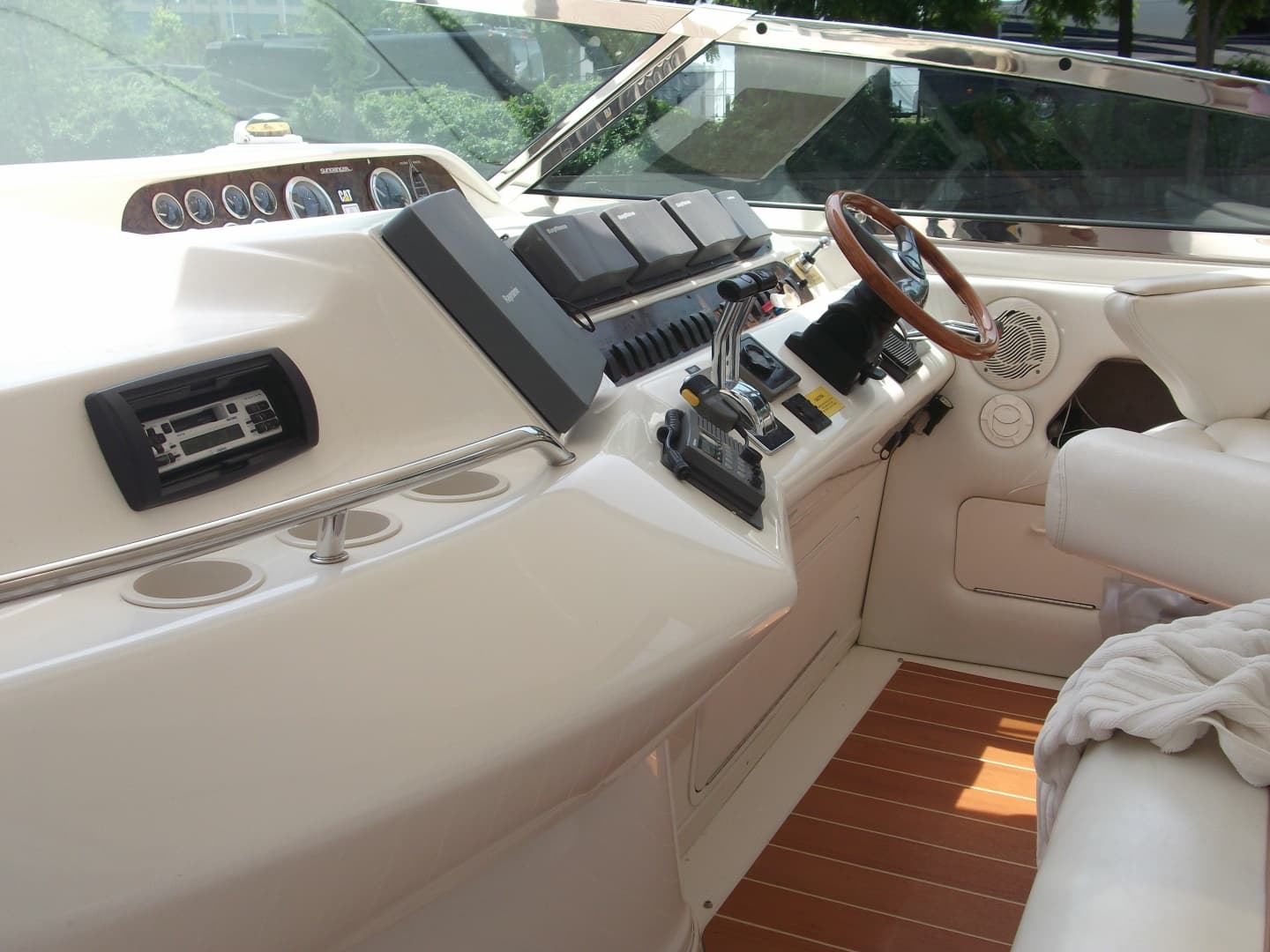 1997 Sea Ray Sundancer 450 45