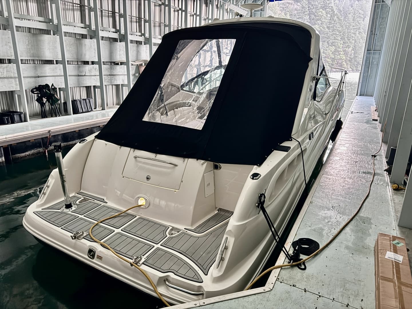2007 Sea Ray 290 Sundancer 29