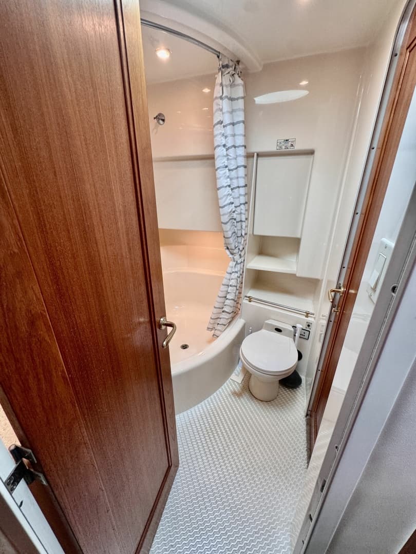 1997 Carver 500 Cockpit Motor Yacht 50