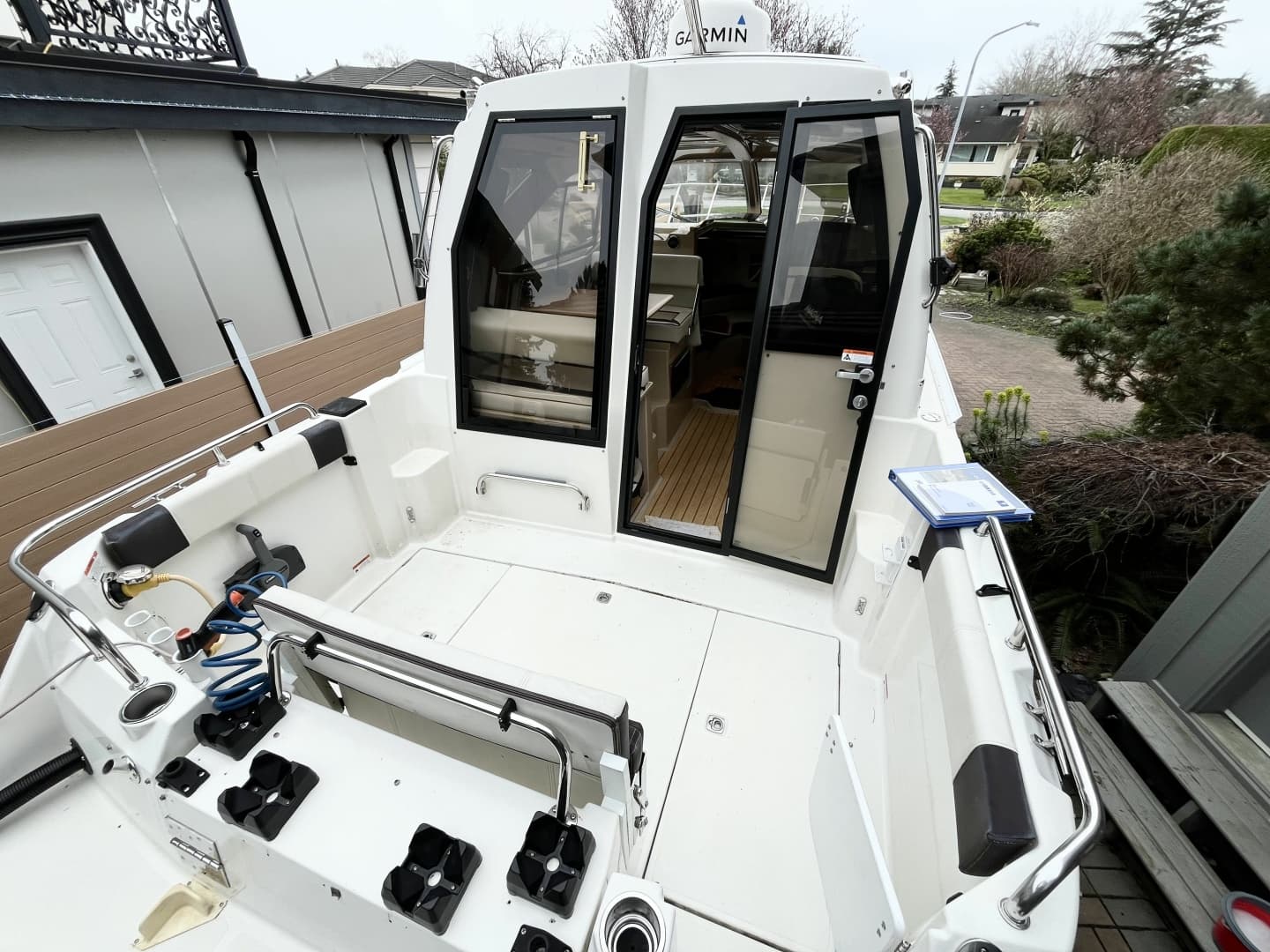 2017 Cutwater C-24 24