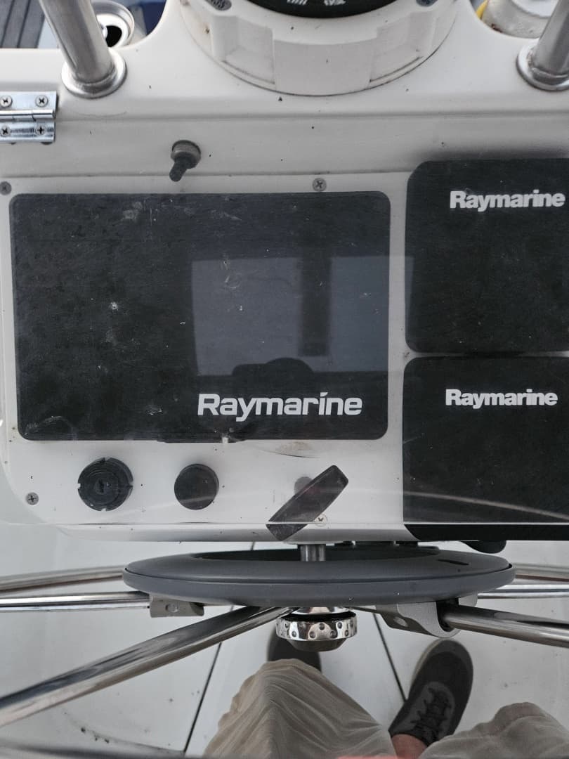 2003 Beneteau 311 31