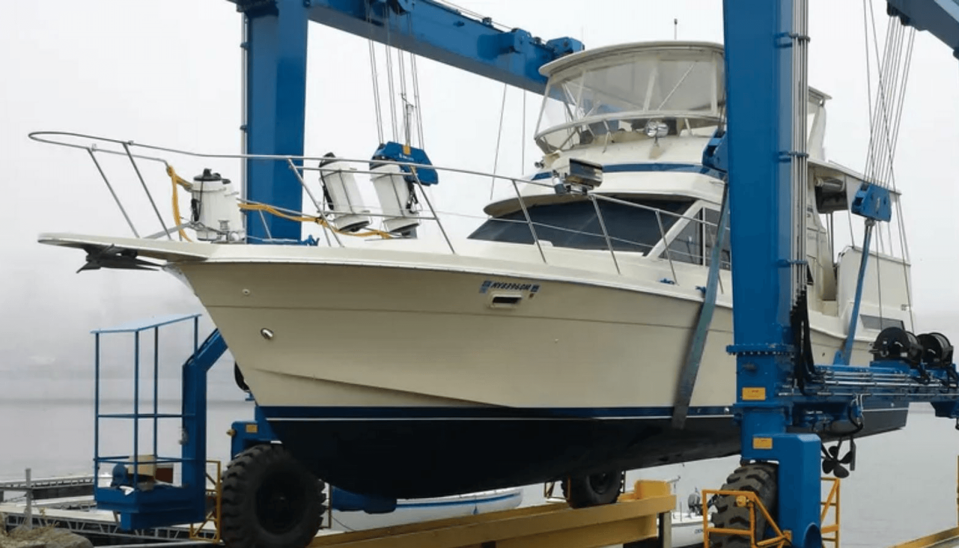 1987 Chris-Craft 427 Catalina 42