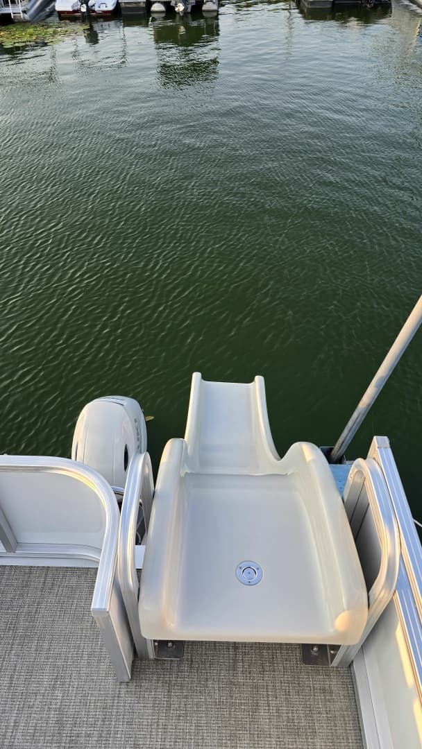 2023 Avalon Catalina 2585 CRFS Funship 25
