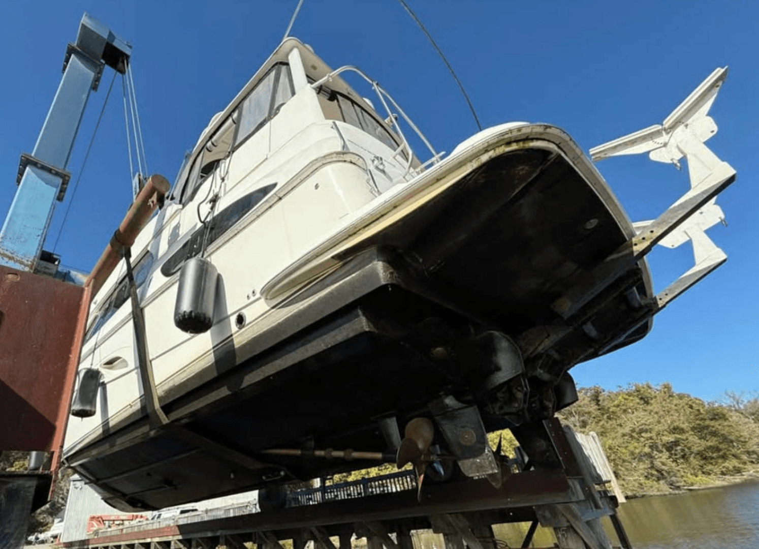 2004 Silverton 43 Motor Yacht 43