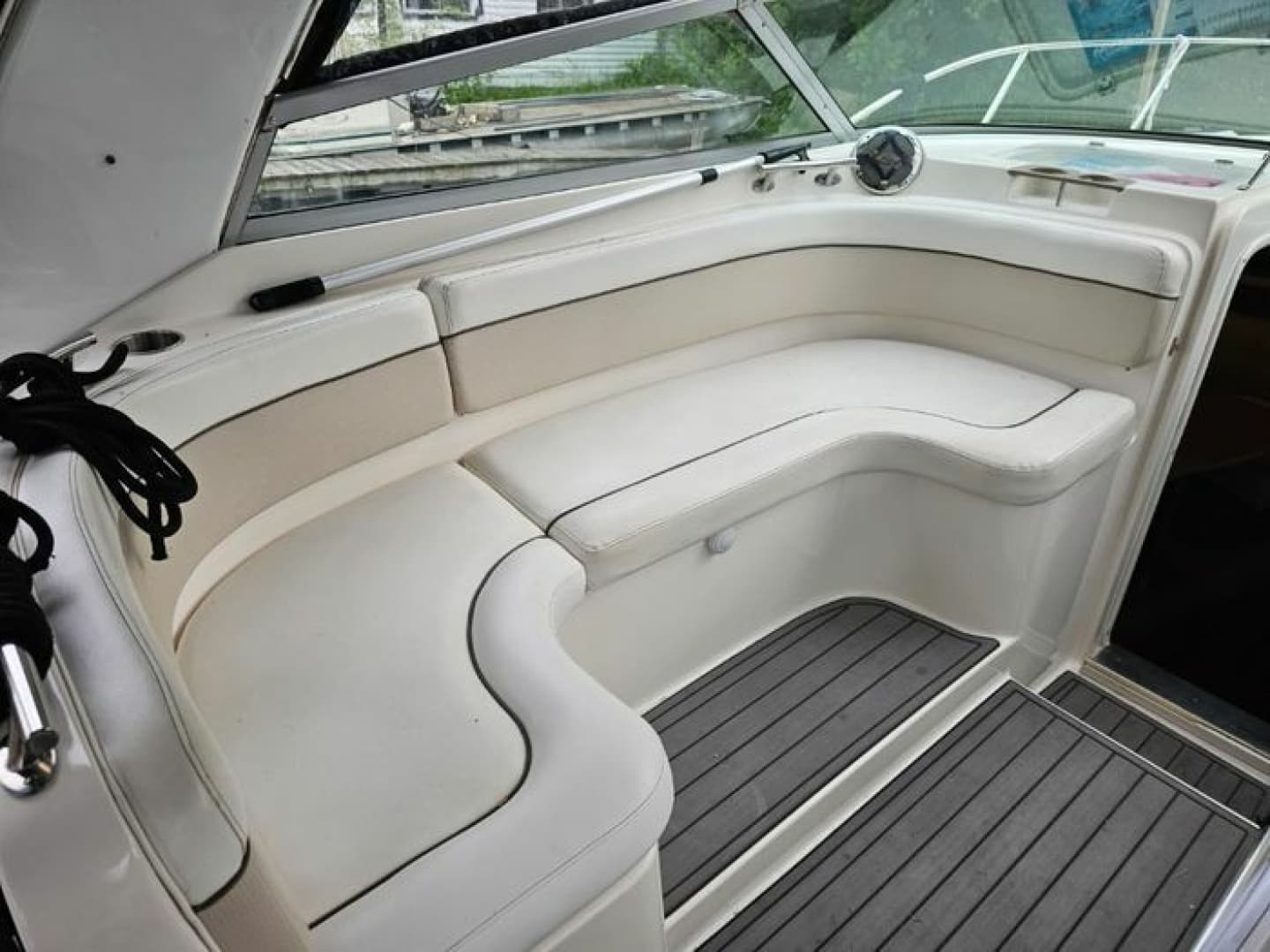 2008 Rinker 320 32