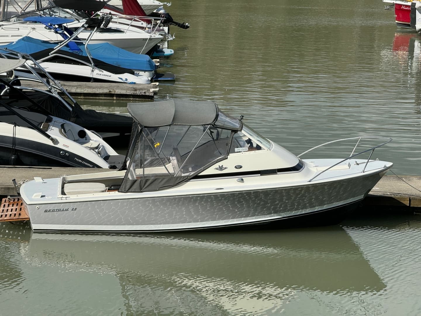 1966 Bertram 20 Bahia Mar 20