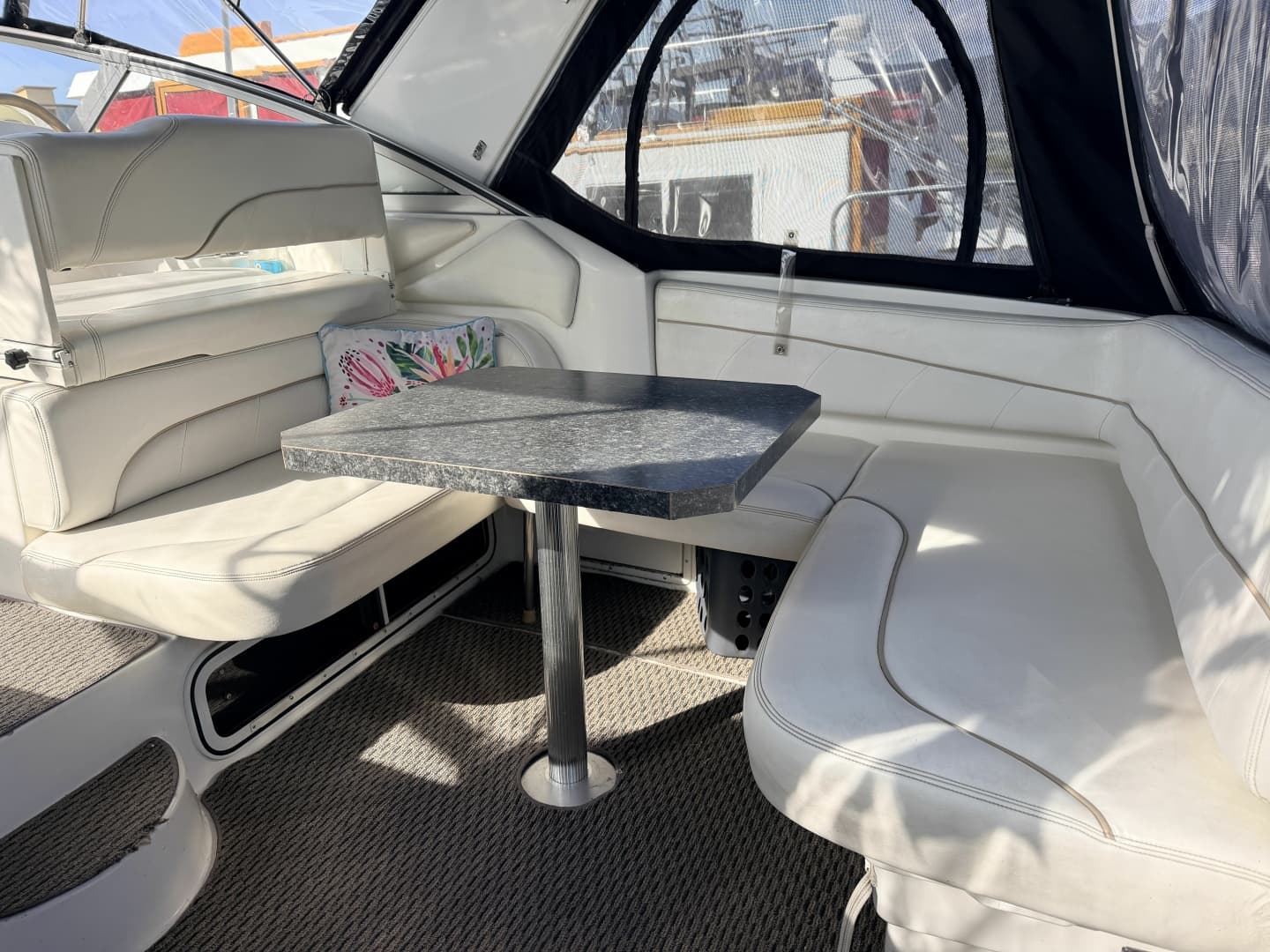 2000 Larson Cabrio 330 33